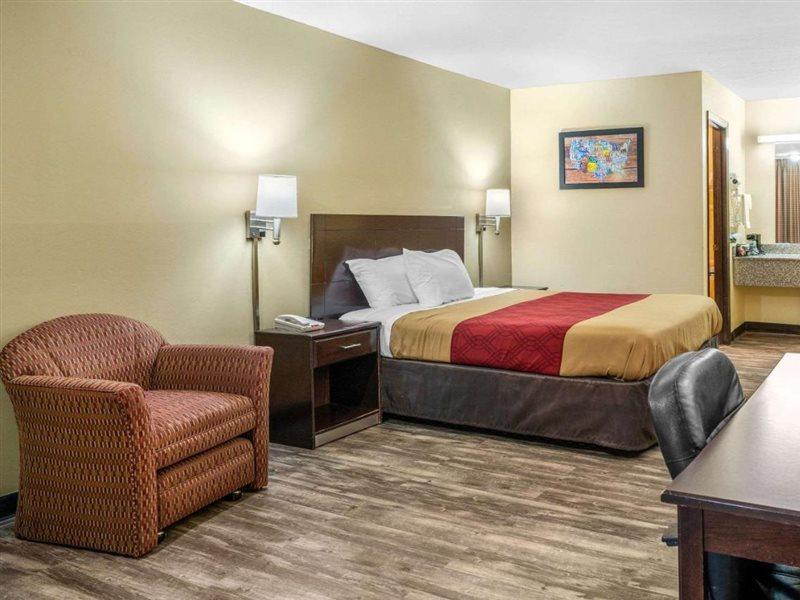 Econo Lodge Near Missouri University Of Science And Technology Rolla Esterno foto