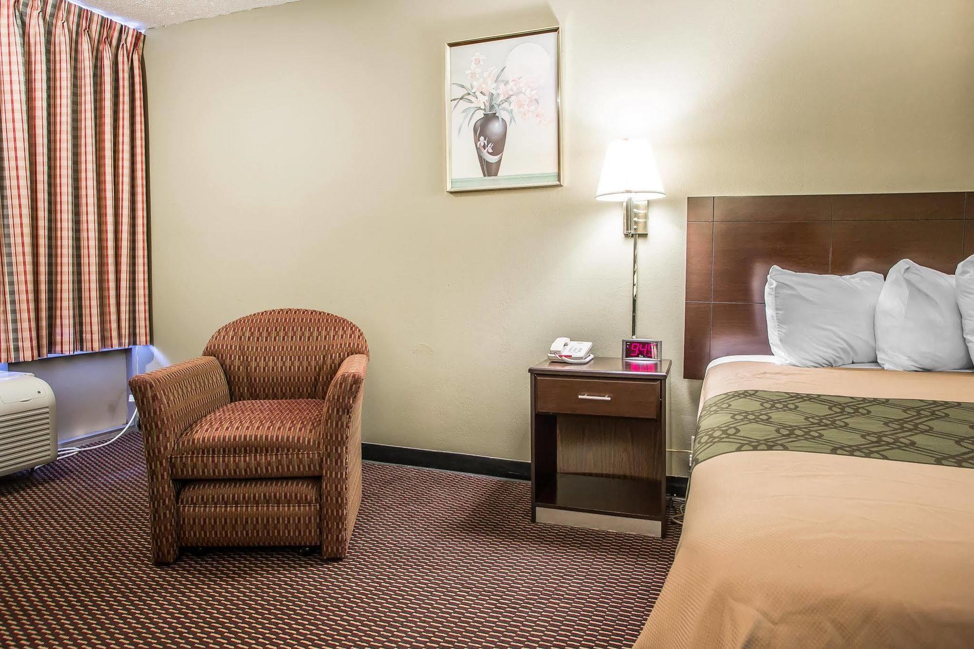 Econo Lodge Near Missouri University Of Science And Technology Rolla Esterno foto