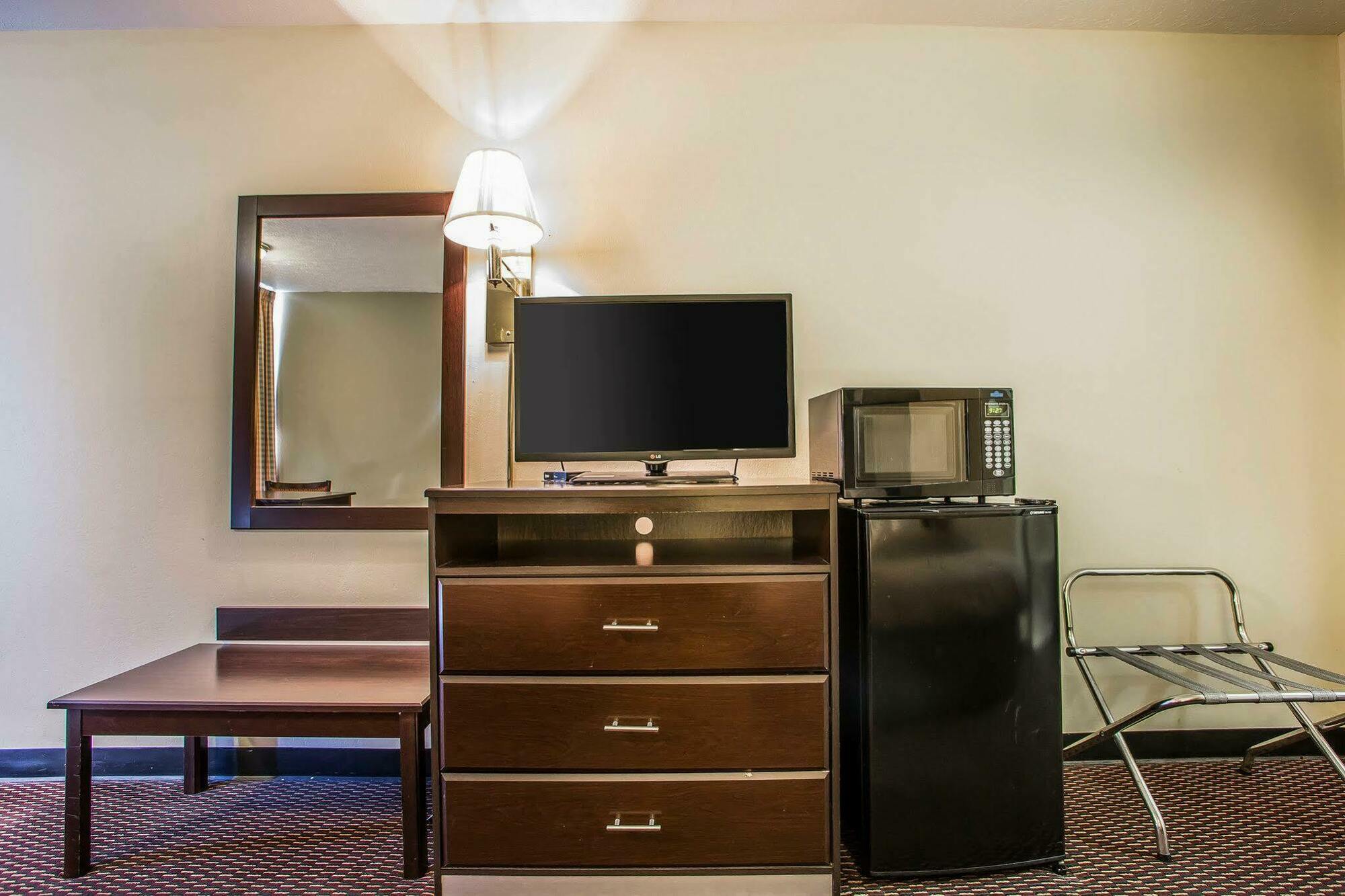 Econo Lodge Near Missouri University Of Science And Technology Rolla Esterno foto